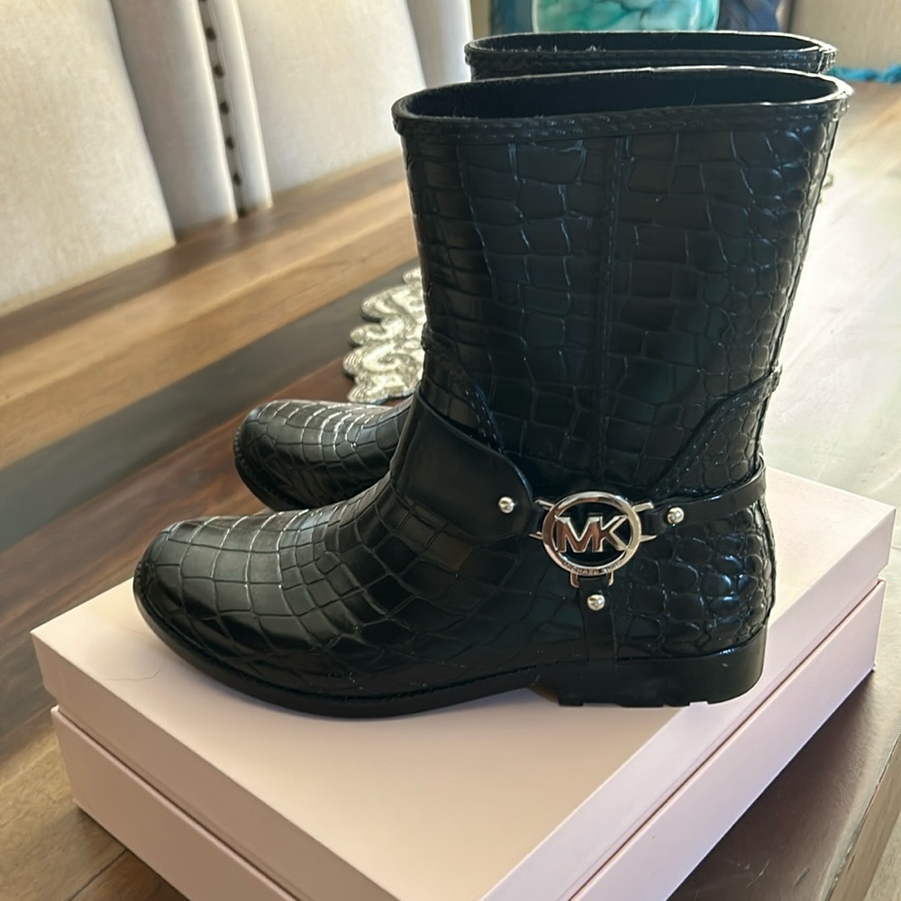 Michael Kors  rain boots
